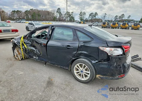 2018 Ford Focus Se z USA, uszkodzony, nr VIN 1FADP3FE9JL284574